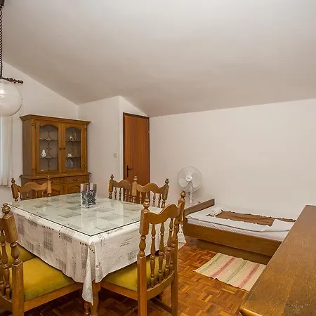 Appartement Adria *